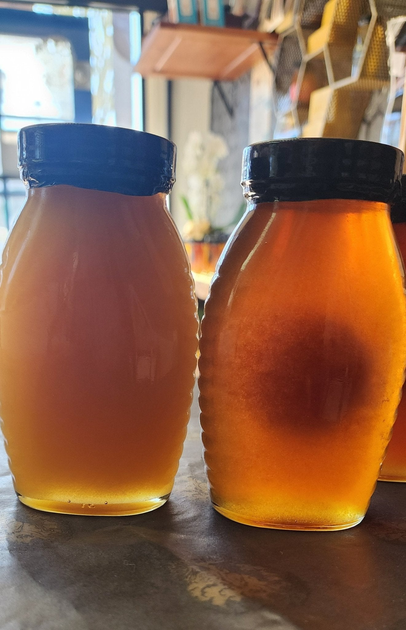 Understanding Honey Crystallization: Embracing Nature's Sweet Process - SAVAGE BEE-CHES®